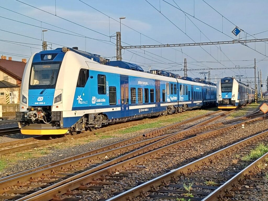 Na Olomoucko dorazily další dvě nové třívozové jednotky RegioPanter druhé generace