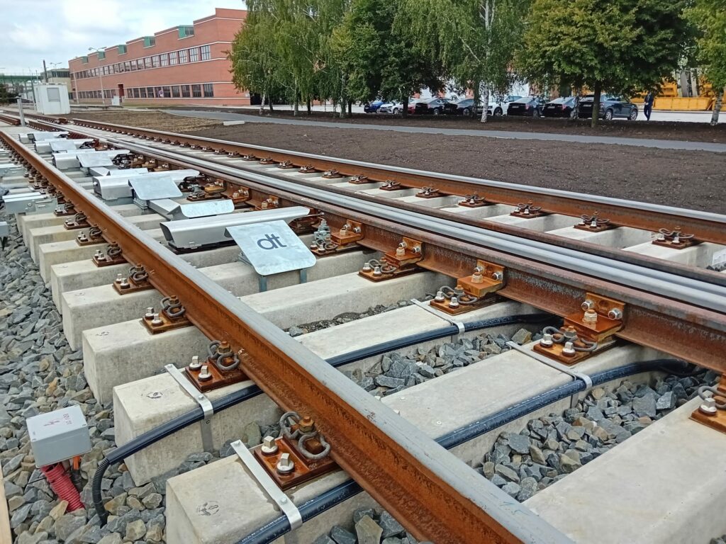 DT - Výhybkárna a strojírna, a Member of the ACRI Association, Presents the First Switch Designed for High-Speed Rail Lines Manufactured in the Czech Republic